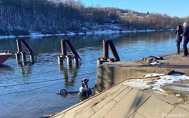 Водитель вылетел через ограждение в реку в Подмосковье, мужчина погиб — Новости