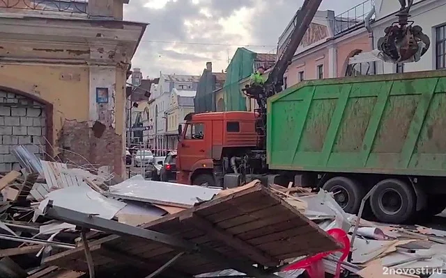 В Апраксином дворе начали сносить торговые павильоны — Новости