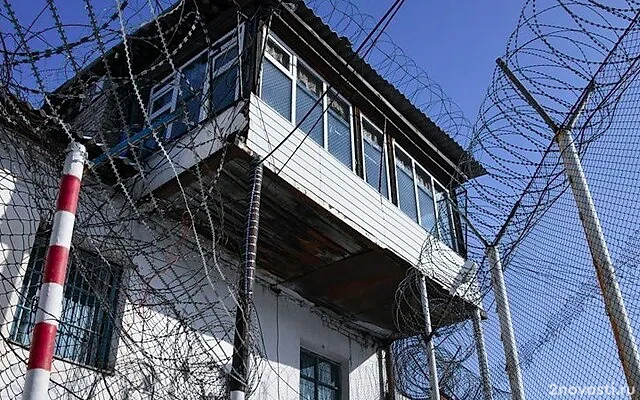 РИА Новости: Осужденные в колонии на Урале устроили бунт после изъятия телефонов — Новости