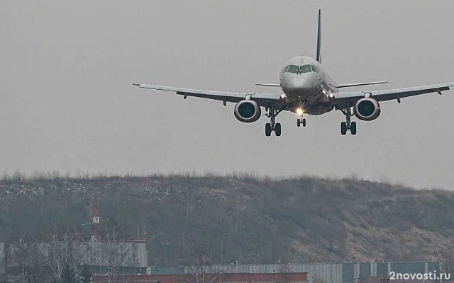 Самолет рейсом Москва — Саранск возвращается в Шереметьево из-за проблем с шасси — Новости