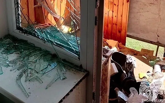 В многоэтажном доме в Уфе взорвался пятилитровый баллон с углекислым газом — Новости
