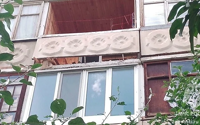 В многоэтажном доме в Уфе взорвался пятилитровый баллон с углекислым газом — Новости