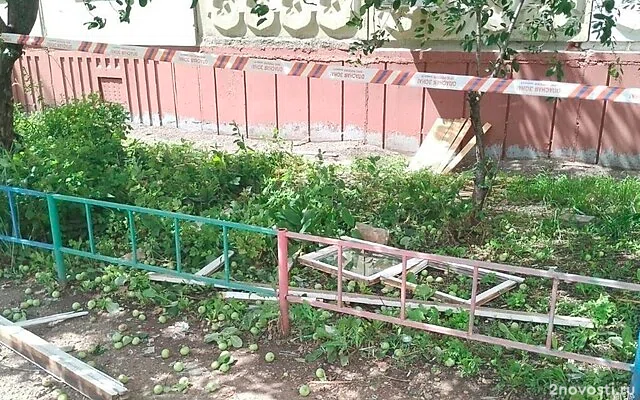 В многоэтажном доме в Уфе взорвался пятилитровый баллон с углекислым газом — Новости