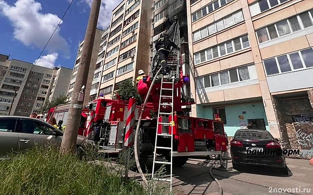 Мощный пожар начался в многоэтажке в Уфе — Новости