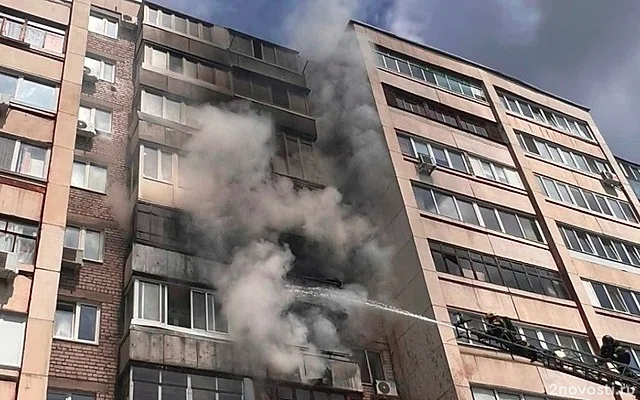 Мощный пожар начался в многоэтажке в Уфе — Новости