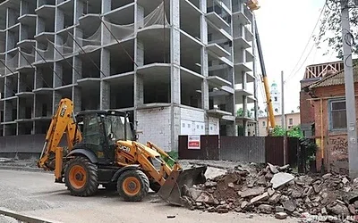 Тротуары на улице Фиолетова в Астрахани покрывают плиткой — Новости