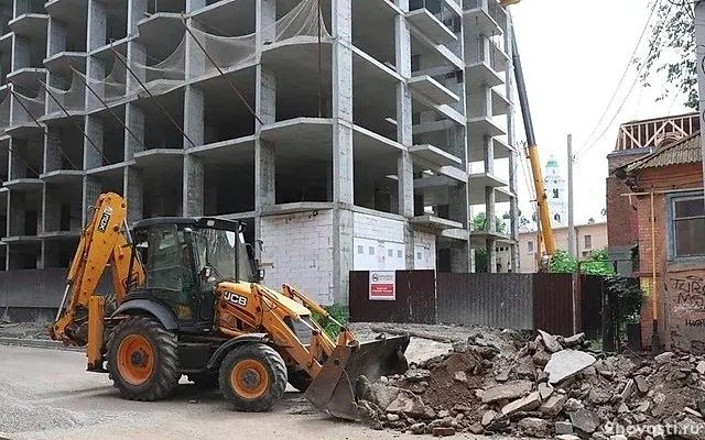 Тротуары на улице Фиолетова в Астрахани покрывают плиткой — Новости