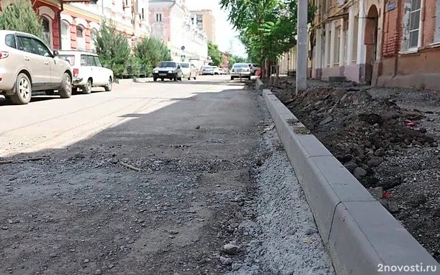 Тротуары на улице Фиолетова в Астрахани покрывают плиткой — Новости