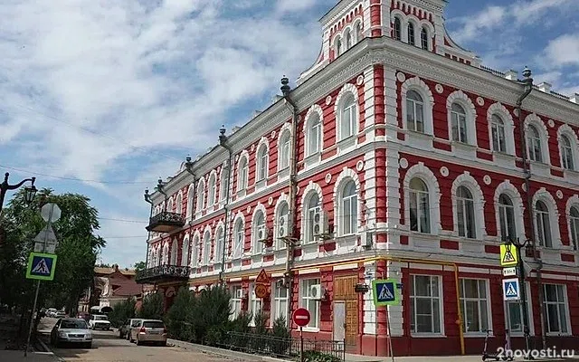 Тротуары на улице Фиолетова в Астрахани покрывают плиткой — Новости