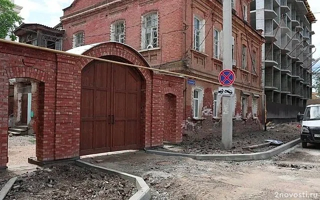 Тротуары на улице Фиолетова в Астрахани покрывают плиткой — Новости