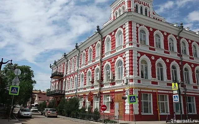Тротуары на улице Фиолетова в Астрахани покрывают плиткой — Новости