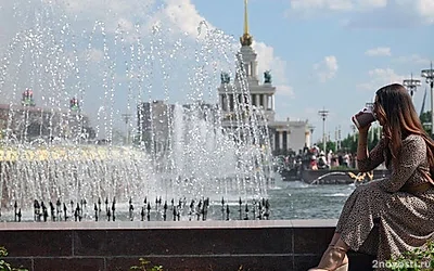 Врач Тяжельников призвал жителей и гостей Москвы быть аккуратными в жару — Новости