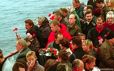 25 лет назад затонула подводная лодка «Курск» — Новости