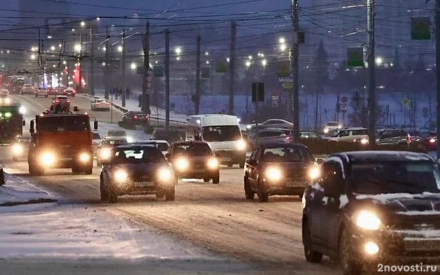 Челябинск встал в 10-балльных пробках из-за снегопада &mdash; Новости