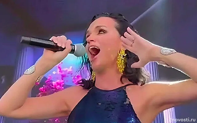Певица Слава рыдает после срыва на концерте в Пензе &mdash; Новости