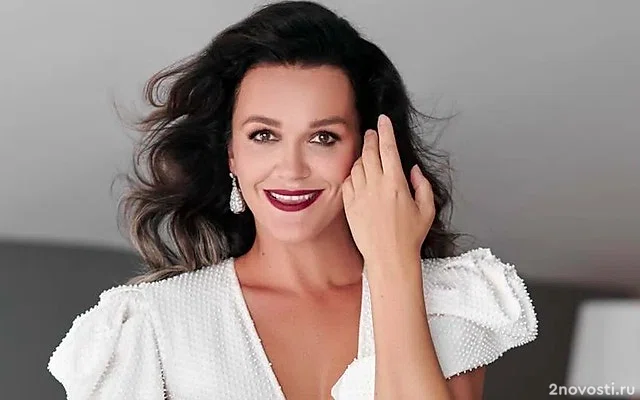 Певица Слава рыдает после срыва на концерте в Пензе &mdash; Новости