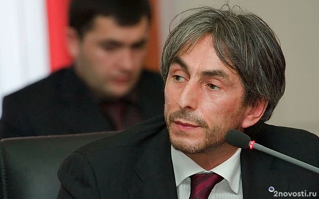 Возле Умара Джабраилова в квартире нашли немецкий пистолет Luger Parabellum &mdash; Новости