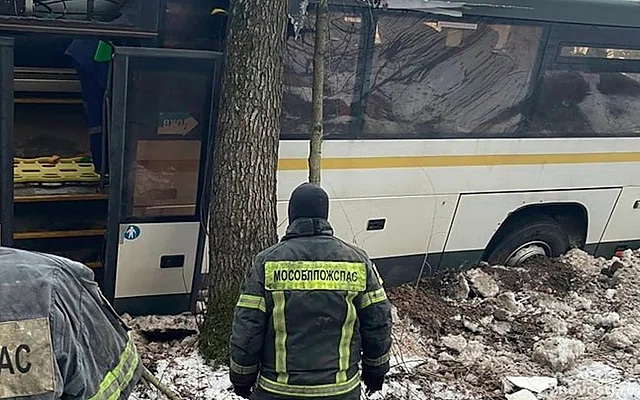 Пять человек пострадали в ДТП с автобусом в Подмосковье — Новости