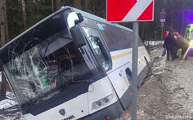 Пять человек пострадали в ДТП с автобусом в Подмосковье — Новости