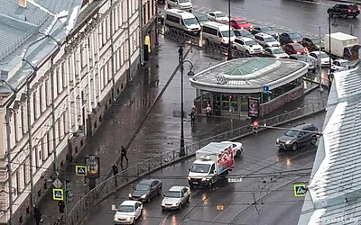 В Петербурге начали штрафовать за остановку под запрещающим знаком — Новости