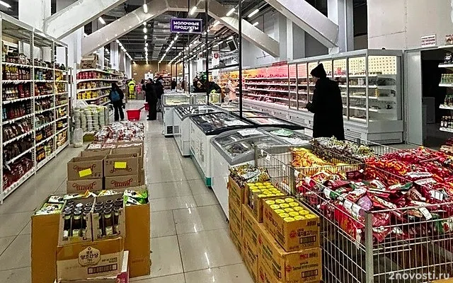 Сахалинцы скупили хлеб в магазинах, испугавшись метели — Новости