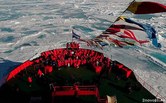 Атомный ледокол «50 лет Победы» получил повреждения обшивки в Карском море — Новости