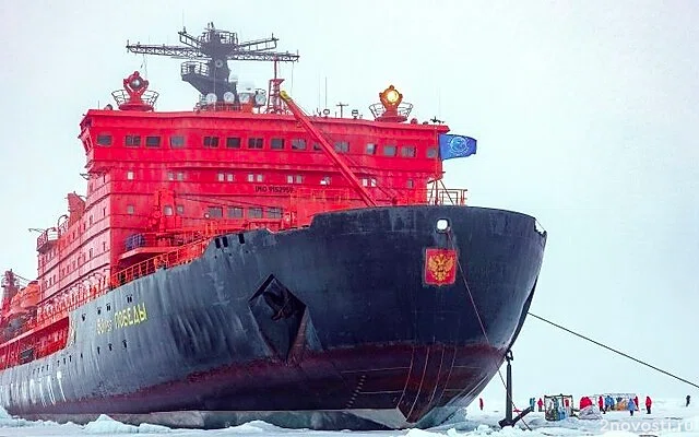 Атомный ледокол «50 лет Победы» получил повреждения обшивки в Карском море — Новости