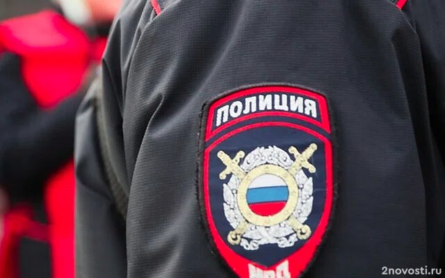 В Каменске-Уральском девушек раздели, поставили на колени и обливали водой — Новости
