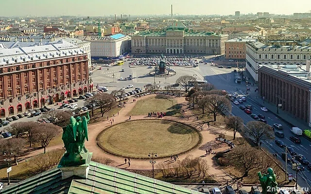 Петербуржцев серебряного возраста обеспечат сертификатами в музеи — Новости