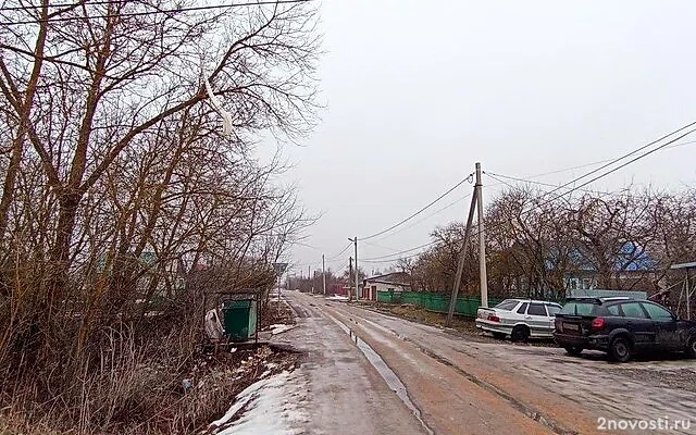 Жителей рязанского поселка испугала мигающая коробка, прилетевшая на парашюте — Новости