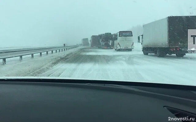 В Татарстане мигрантам до конца года запретили работать в такси и охране — Новости