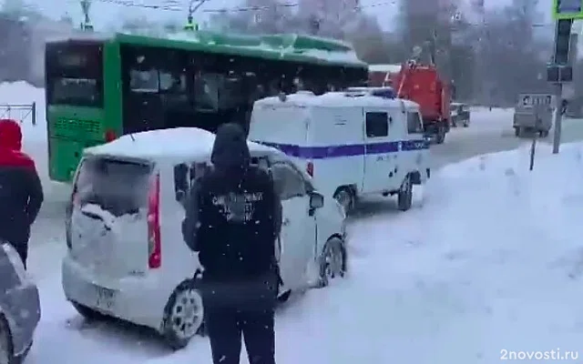 Мертвого мужчину в машине обнаружили в центре Южно-Сахалинска — Новости