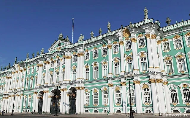 Эрмитаж временно закрыл вход в Зимний дворец из-за угрозы безопасности — Новости