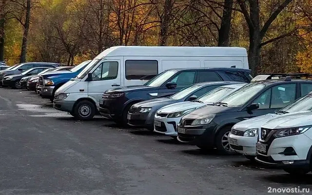 Новый штраф для водителей в Петербурге о парковке на эксплуатационной маркировке — Новости