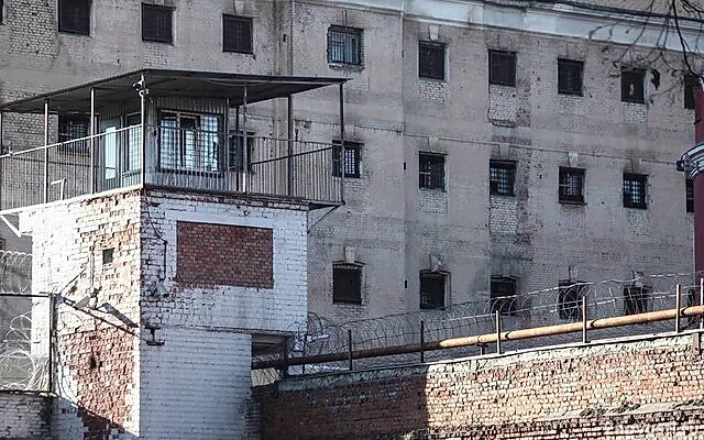 В Кургане осудили санитарку дома-интерната, задушившую ребенка &mdash; Новости