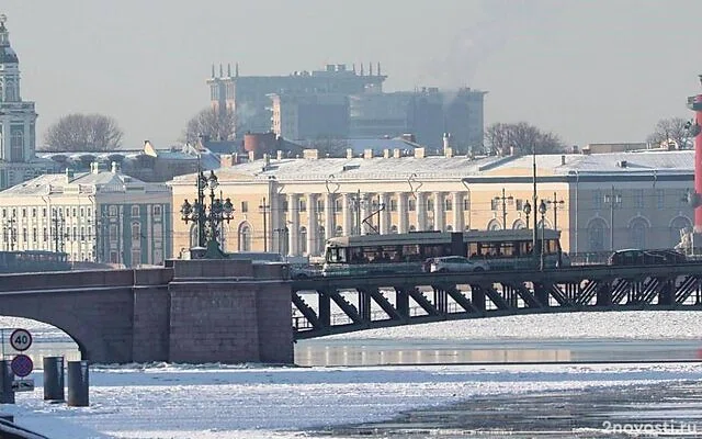 Ясный день в Петербурге завершился красочным закатом — Новости