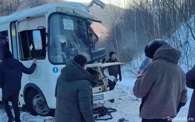 Число пострадавших в ДТП с автобусом и лесовозом в Приморье выросло до 15 — Новости