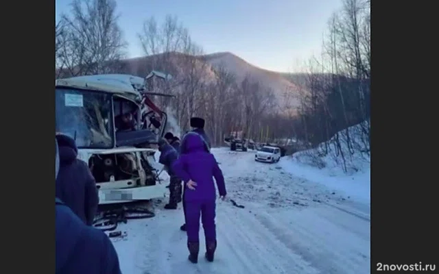 Число пострадавших в ДТП с автобусом и лесовозом в Приморье выросло до 15 — Новости