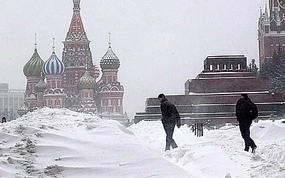 Высота снежного покрова в Москве к концу недели увеличится, рассказал синоптик — Новости