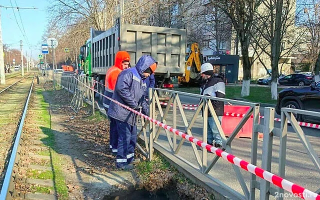 В Краснодаре после нового провала грунта на улице Московской встанут трамваи — Новости