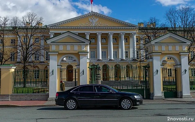 Средняя зарплата в Петербурге в 2024 году выросла до 103,8 тысячи рублей — Новости