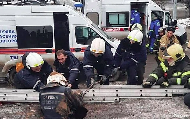 В Нижнем Новгороде мужчина провалился под землю на 10-метровую глубину — Новости