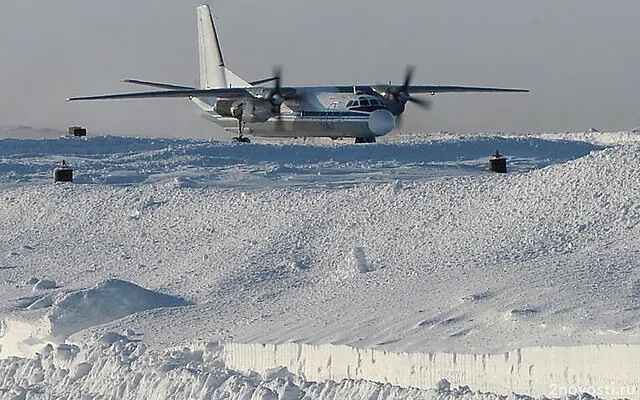 В Якутске из-за поломки шасси не может совершить посадку самолёт Ан-24 — Новости