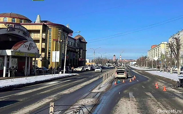 РЕН ТВ: В подмосковном Дмитрове инвалида-колясочника сбили на переходе — Новости