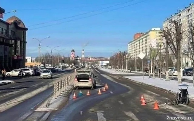 РЕН ТВ: В подмосковном Дмитрове инвалида-колясочника сбили на переходе — Новости