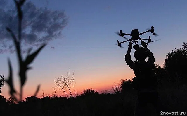 Жители Новороссийска показали пролет украинского дрона между жилыми домами &mdash; Новости