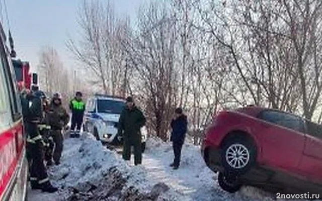 В Кузбассе пьяный мужчина сбил беременную женщину с сыном на переходе — Новости