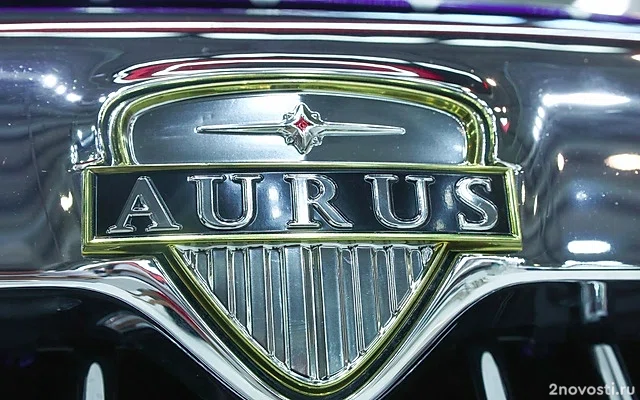 Mash: в попавшем в ДТП Aurus находилась министр сельского хозяйства Оксана Лут — Новости