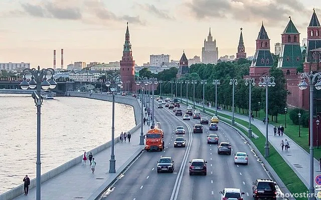 Комик Хугаев признался, что хотел вернуться домой сразу после переезда в Москву — Новости