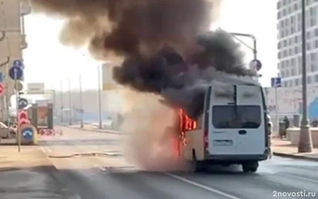 Момент смертельного ДТП с автобусом в Санкт-Петербурге попал на видео — Новости